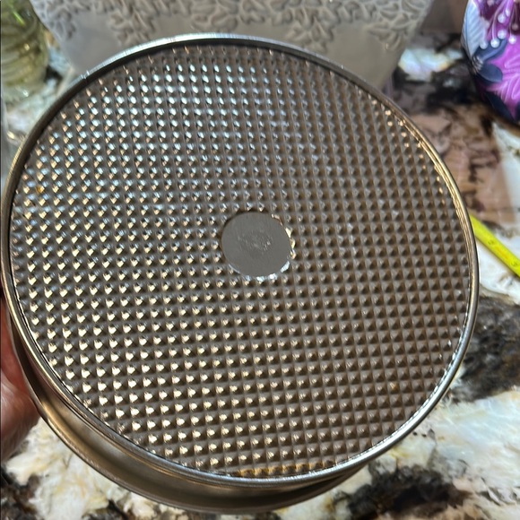 Round Silver Springform Cake Pan - Picture 3 of 5